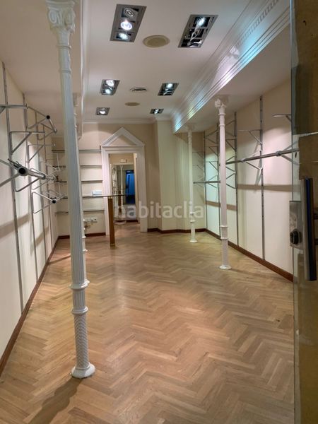 Foto f656e669-5457-4f3a-ad2b-1e41d5533238. Local comercial a Centro Córdoba