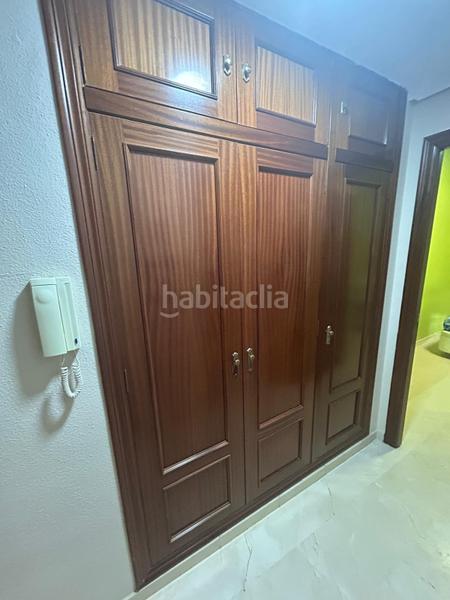 Foto f23fceef-9cc1-4346-8919-b1cf433ff18f. Maison avec parking piscine dans Poniente-Norte - Miralbaida - Parque Azahara Córdoba