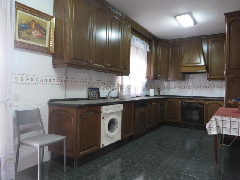 Foto 88f958b4-5596-4443-ab56-ff79223c2018. Casa amb calefacció aparcament piscina a Santa Cruz Córdoba