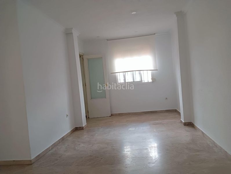 Foto 4f5a5c42-8a77-4659-b47e-00f8371fc404. Casa adossada a casco histórico - ribera - san basilio Córdoba