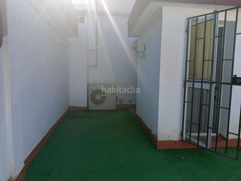 Foto efdd4e52-ed0e-4901-bf72-8221a78495c6. Casa adossada a casco histórico - ribera - san basilio Córdoba
