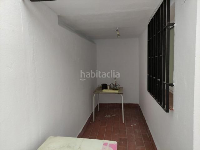 Foto f14aa0de-b32f-42c5-b2d5-346900987115. Casa adossada a casco histórico - ribera - san basilio Córdoba