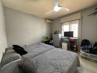 Pis  Avenida viñuela. Vivienda reformada con ascensor y terraza en la viñuela!