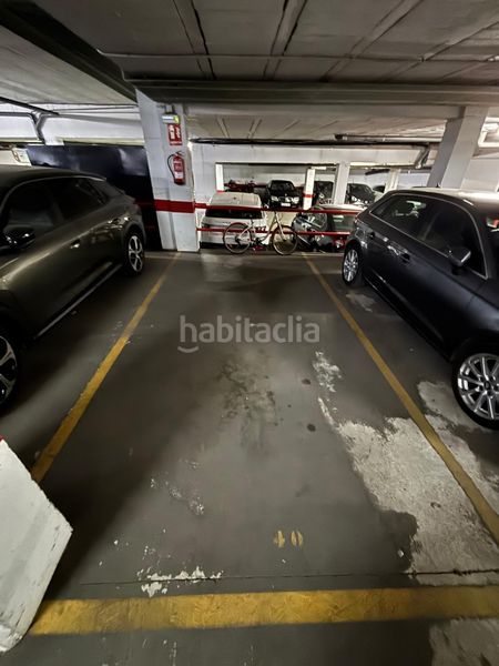 Foto cb1782f4-d6cb-4b76-aeff-9f70d76f7cb9. Aparcament cotxe a Fátima - Levante Córdoba