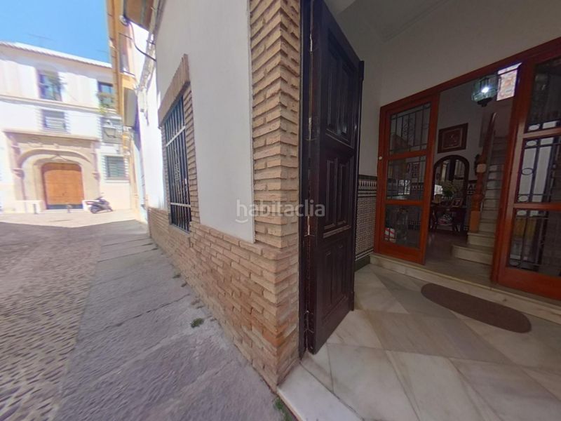 Foto c11f6182-8459-40f3-a7ec-966ce058f24f. Casa amb aparcament a Centro Córdoba