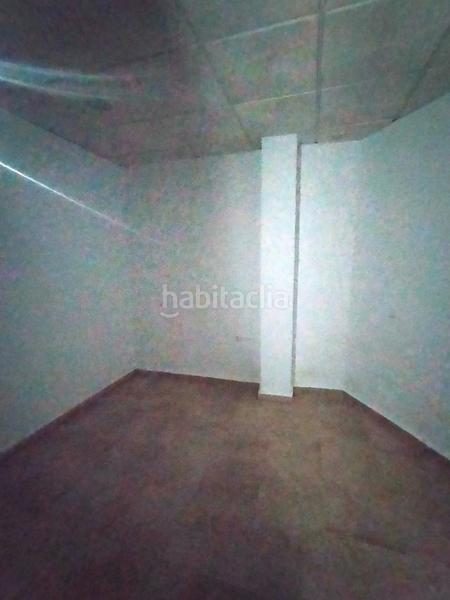 Foto ef517b28-ae55-40bd-9a66-b6287d9ac824. Local comercial a Centro Bormujos