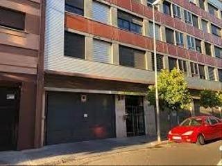 Lloguer Aparcament cotxe a Calle maría malibran 4. Plaza de garaje en arruzafilla