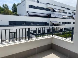 Location Appartement à Calle narciso 4. Vive en la exclusividad de mirabueno, córdoba!