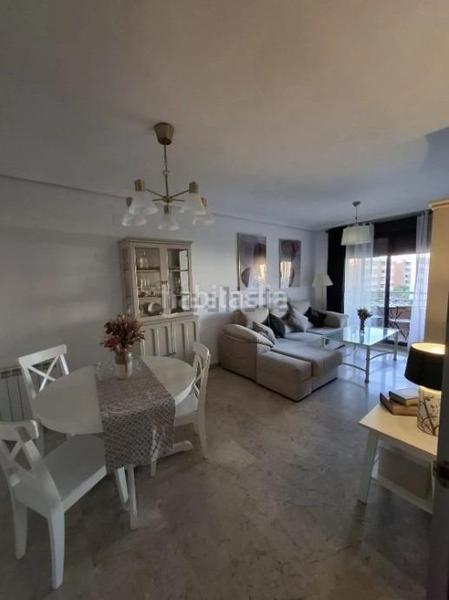 Foto 4a9a5b20-ce05-486e-9b97-80b887d8025c. Appartamento con parcheggio piscina in Tablero Bajo - Arruzafilla Córdoba