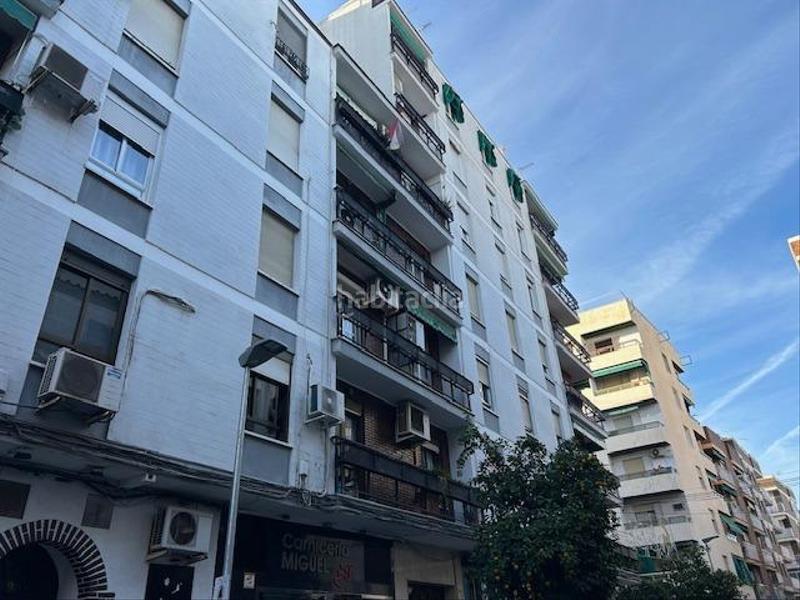 Foto 280f0840-851a-4cba-893e-7ee756d39b80. Appartamento con parcheggio in Ciudad Jardín - Zoco Córdoba