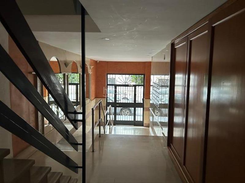 Foto e354d57d-e926-42e2-a0fe-85f5a7bf0872. Appartamento con parcheggio in Ciudad Jardín - Zoco Córdoba