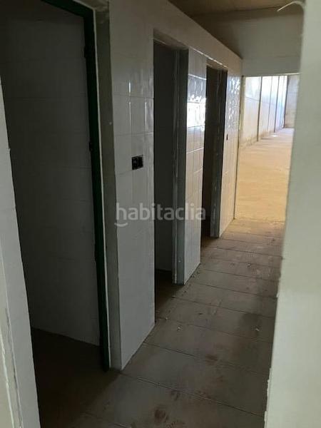 Foto 1211d3b3-55b1-4f76-8639-470e7128ac60. Capannone industriale in Pedro Abad