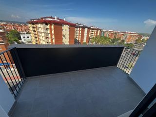 Miete Etagenwohnung  Calle calle escritora ángela lópez de ayala. Vivienda de obra nueva a estrenar