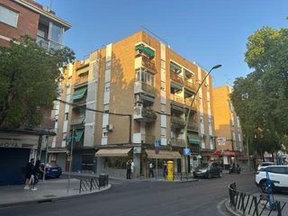 Pis a Avenida Avenida Almogávares