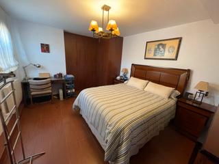 Maison jumele en Sta. Marina - San Andrs - San Pablo - San Lorenzo. Casa en venta  en san lorenzo nueva con cochera y trastero.