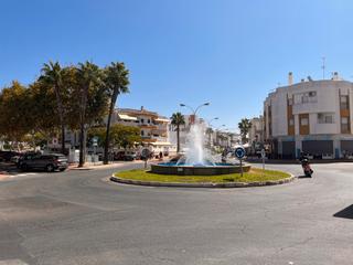 Xalet a Virgen del Mar. Chalet en venta en rota, a 300m2 de la playa.
