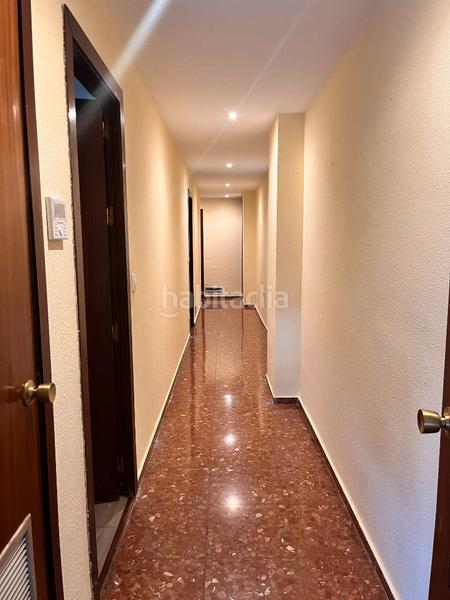 Foto 1d8e7b10-6e92-4b7e-8ef4-af5161794dd5. Alquiler piso  en alquiler 3 dormitorios, salón con vistas a la sierra. en Córdoba