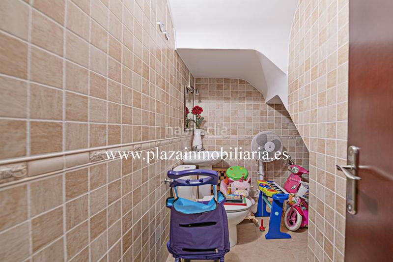 Foto 1f265266-2ab6-4b00-8371-3df7864b2e5d. Casa  de lujo de 5 hab. zona recinto ferial por 354.000 euros. en Lucena