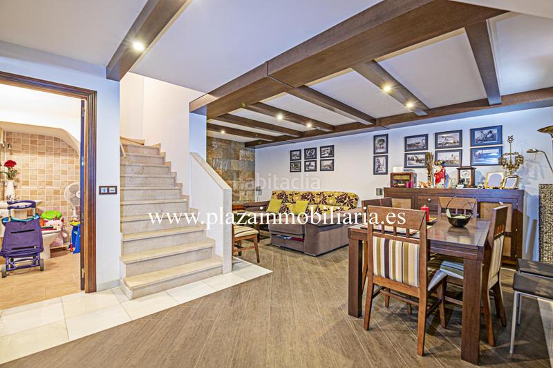 Foto 864c5101-c585-43b8-81ff-48808cadcbd6. Casa  de lujo de 5 hab. zona recinto ferial por 354.000 euros. en Lucena