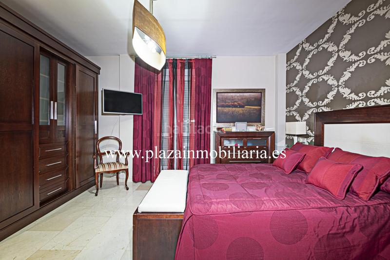 Foto f611a853-6c9a-45a7-9adc-7a1f46ee349e. Casa  de lujo de 5 hab. zona recinto ferial por 354.000 euros. en Lucena