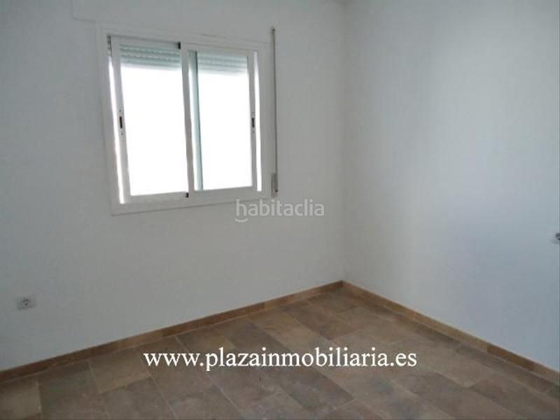 Foto 0a15b270-709c-4430-9760-5c5b2aa5e6fa. Casa con parcheggio in El Valle Lucena