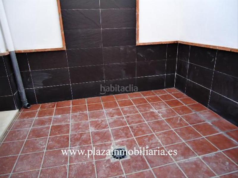 Foto c9140ee6-2d23-4db5-82aa-27b653c7fa34. Casa con parcheggio in El Valle Lucena