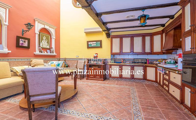 Foto 6d3780b4-cbcc-4afe-abd0-15eec797c9b3. House with parking in El Carmen - La Barrera Lucena