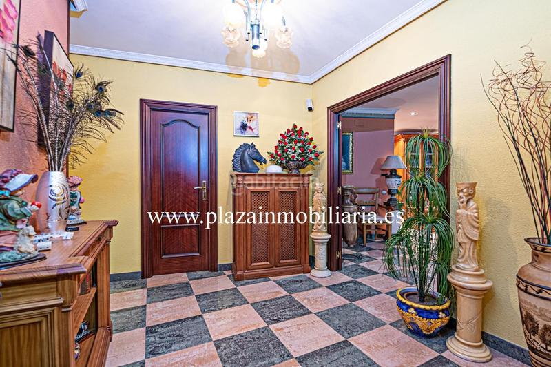 Foto f5609280-12f9-497c-b12a-f92303092951. House with parking in El Carmen - La Barrera Lucena