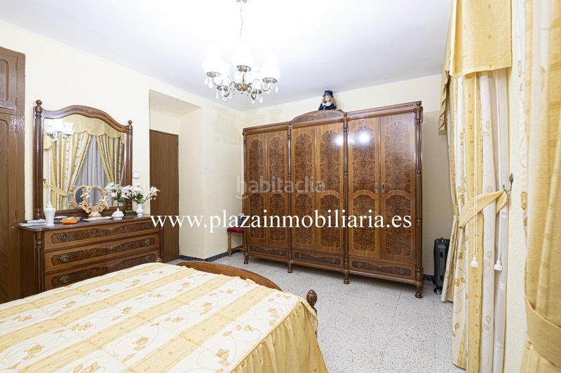 Foto e0287d58-dae9-4bb5-b025-769c3c63c8d2. Casa a Centro Lucena