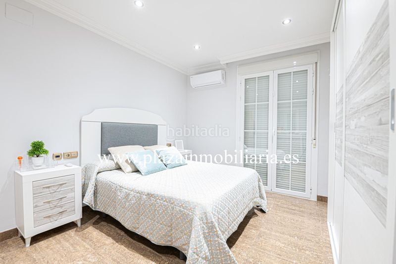 Foto 14c82f91-4f3d-4991-9ad2-360fa00df79f. Casa amb aparcament a jardín Lucena Lucena