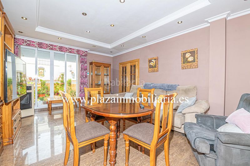 Foto 179468c4-a71f-4c7e-89aa-44c95a3891a2. Casa amb aparcament a jardín Lucena Lucena