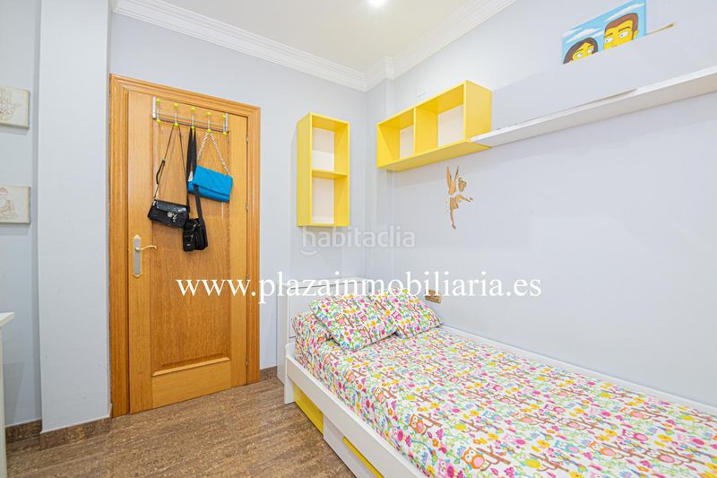 Foto 74fc3d0c-2bdc-4d00-ba6c-f31f2be30b5f. Casa amb aparcament a jardín Lucena Lucena