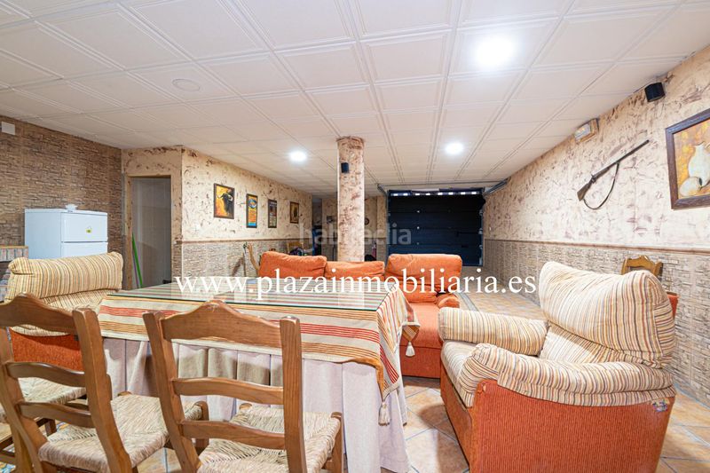 Foto 93f2b6b8-0aa4-403b-8b8f-1dbd20c75979. Casa amb aparcament a jardín Lucena Lucena