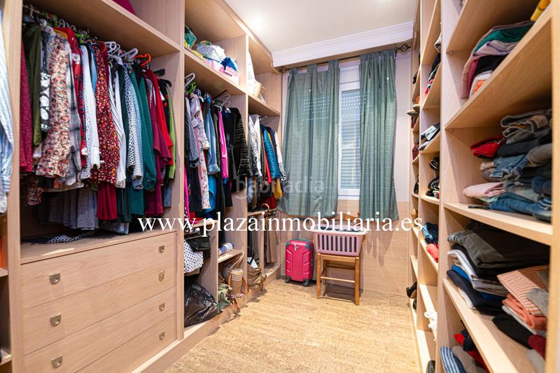 Foto a95d8cdb-d2c4-4b83-bed3-29a82a4b8696. Casa amb aparcament a jardín Lucena Lucena