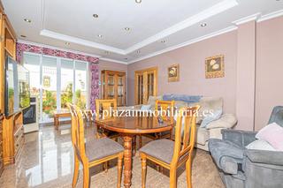 Casa a Jardín Lucena. Casa de 4 hab. zona c. las margaritas por 230.000 euros.