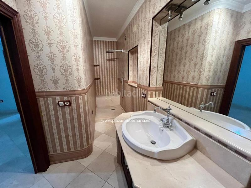 Foto b5ee4eae-6e30-4751-8b23-e7ef8260e281. Casa con parcheggio in San Francisco Lucena