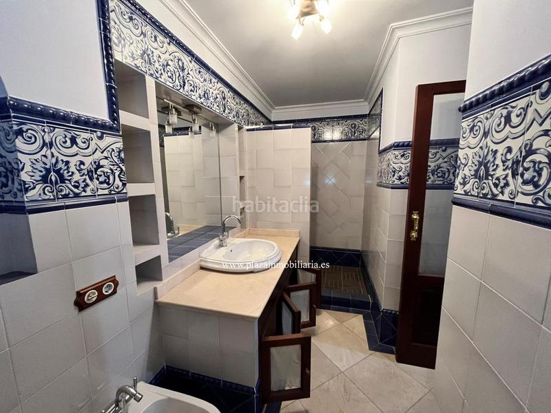 Foto bff49e42-8596-4efa-8696-11521a324879. Casa con parcheggio in San Francisco Lucena