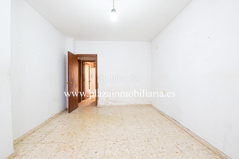 Foto 0bf2c002-6b3f-4381-8676-0aa1cfdde517. Casa  para reformar de 4 hab. zona c. juan manuel de aréjula por 128.000 euros. en Lucena