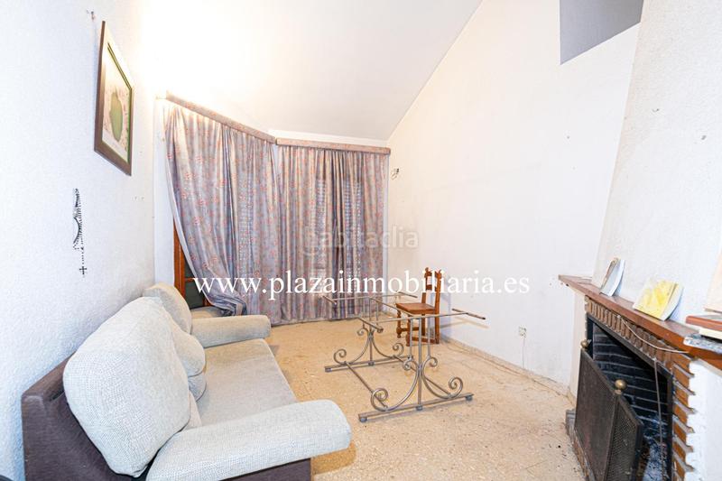 Foto 21dcba22-e412-47f5-986c-45ca8434e8e9. Casa  para reformar de 4 hab. zona c. juan manuel de aréjula por 128.000 euros. en Lucena