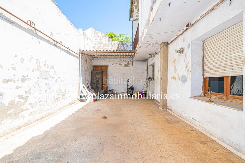 Foto 6b5d4557-2553-4222-ac6f-6c6f78713aab. Casa  para reformar de 4 hab. zona c. juan manuel de aréjula por 128.000 euros. en Lucena