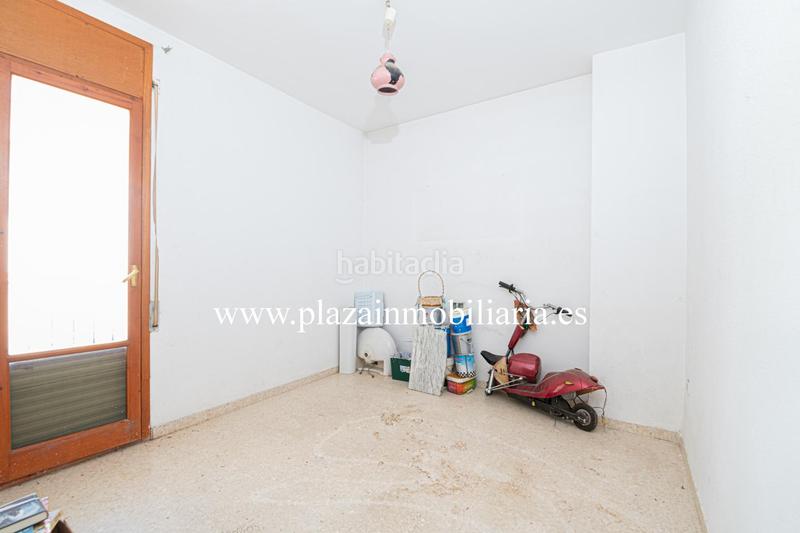 Foto ae70ef0d-be96-4843-b59f-bbc93af1bd5d. Casa  para reformar de 4 hab. zona c. juan manuel de aréjula por 128.000 euros. en Lucena