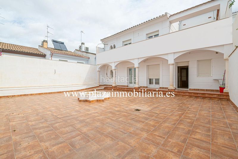 Foto 3b368176-1de6-4a89-968b-ff4a365272be. Casa amb aparcament a El Valle Lucena