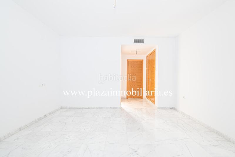 Foto 3d83cf3a-1d27-4436-a80a-5e719493b24e. Casa con parcheggio in El Valle Lucena