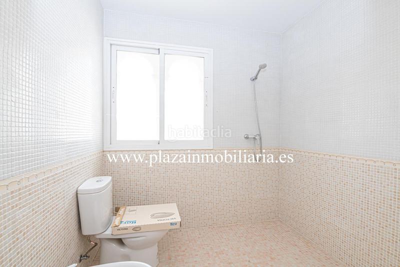 Foto 5ba8bfb7-25d5-4758-b50c-b91a1a913c6d. Casa con parcheggio in El Valle Lucena