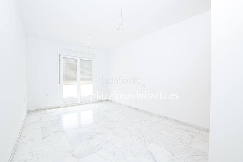 Foto c32cd476-4e64-49db-bee5-c2979931af05. Casa con parcheggio in El Valle Lucena