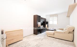 Pis a El Carmen - La Barrera. Piso de 2 hab. zona c. párroco joaquín jiménez muriel por 89.000