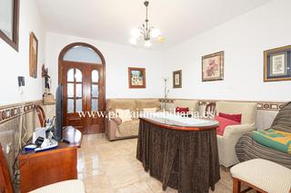 Casa a Las Tinajerías - Juderías. Casa de 5 hab. zona c. general alamillos por 145.000 euros.