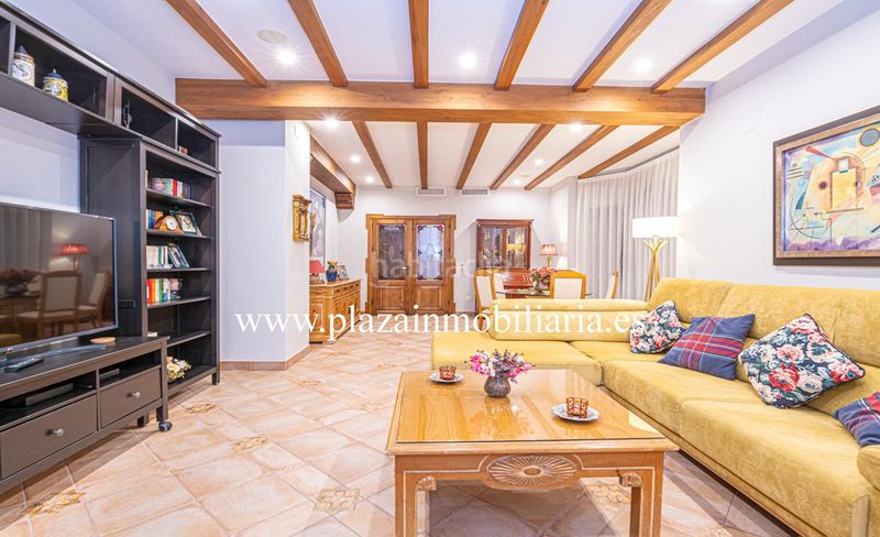 Foto 6b3ee3a2-84e5-4731-baa2-3a2e84618520. Casa a El Carmen - La Barrera Lucena