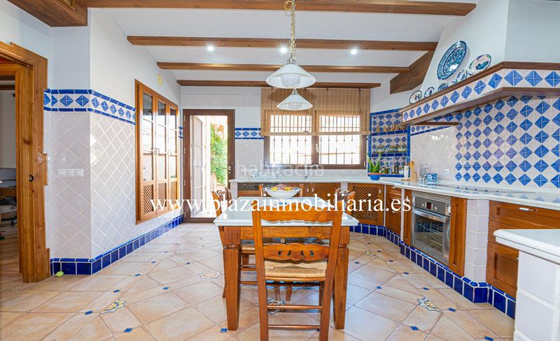 Foto 7bad3d95-7858-4fb4-880a-f21f62aa2a92. Casa a El Carmen - La Barrera Lucena