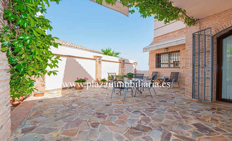 Foto f2342a6c-74da-43d8-9d1d-70370d5f9012. Casa a El Carmen - La Barrera Lucena